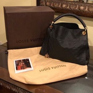 Louis Vuitton Artsy MM hand bag